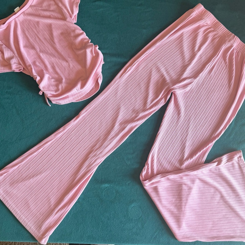 SHEIN Pink Kids Matching Pajama Set